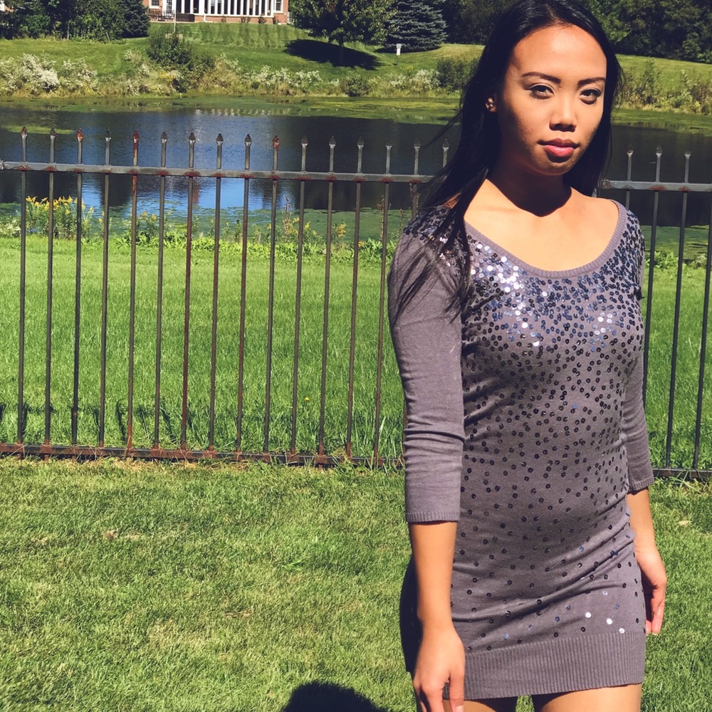 Grey sequins mini sweater dress